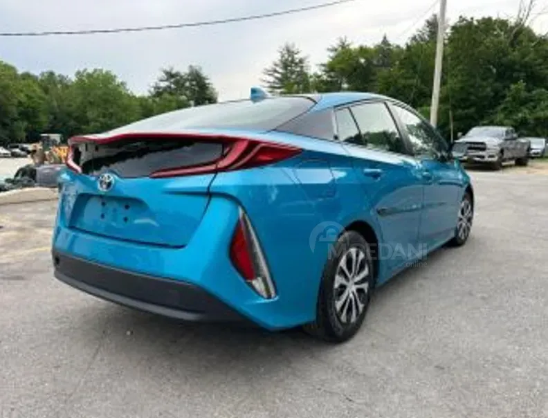 Toyota Prius 1.8L 2022 Тбилиси - изображение 3