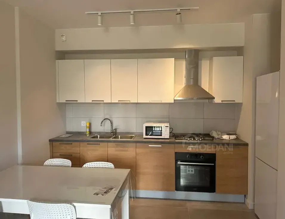 Сдам 3-комн. квартиру 86м² 2/7 эт. Тбилиси - изображение 1