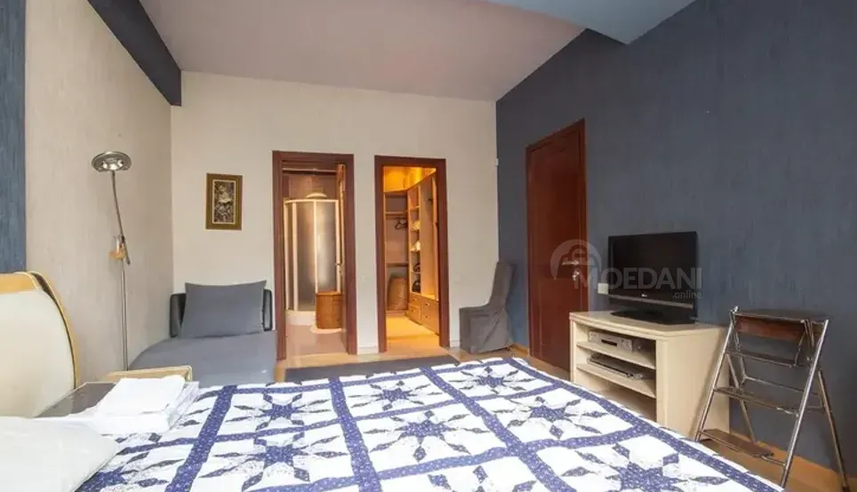 Сдам 5-комн. квартиру 1700м² 4/12 эт. Тбилиси - изображение 7