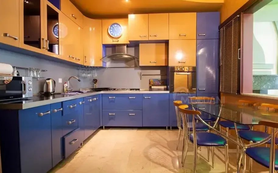 Сдам 5-комн. квартиру 1700м² 4/12 эт. Тбилиси - изображение 5