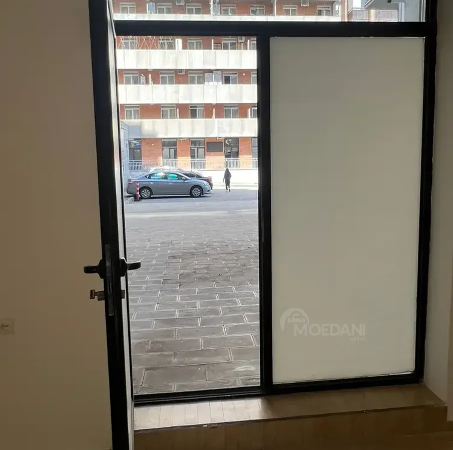 Ქირავდება უნივერსალური კომერციული ფართი საბურთალოზე თბილისი - photo 9