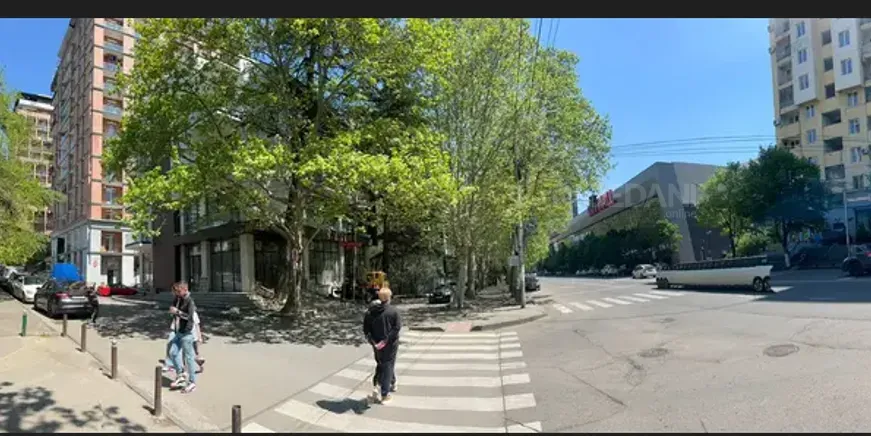 Ქირავდება უნივერსალური კომერციული ფართი საბურთალოზე თბილისი - photo 14