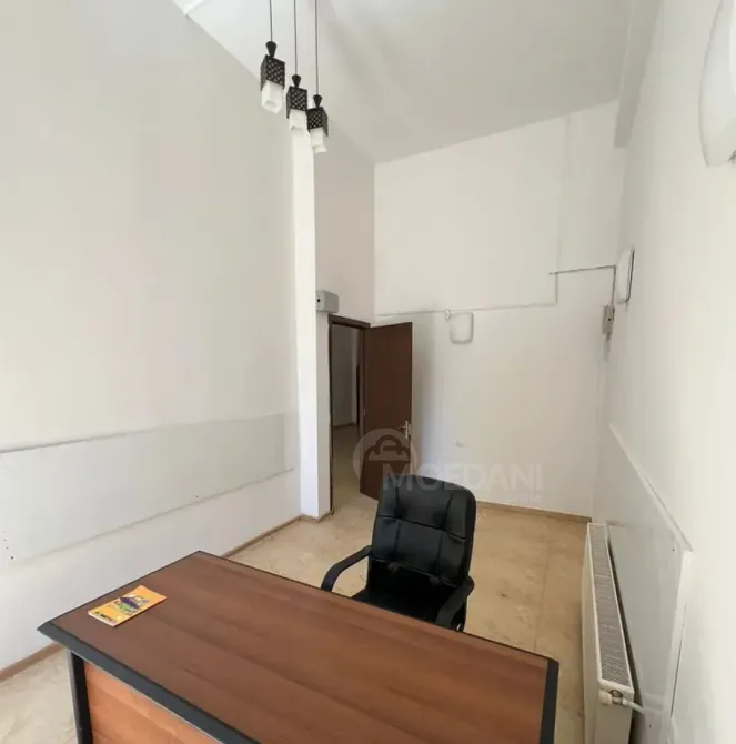 Ქირავდება უნივერსალური კომერციული ფართი საბურთალოზე თბილისი - photo 5