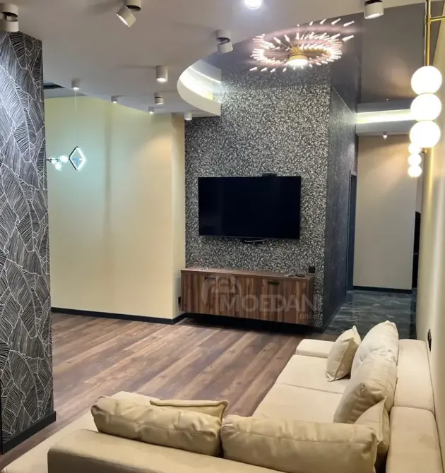 Сдам 3-комн. квартиру 100м² 9/9 эт. Тбилиси - изображение 1