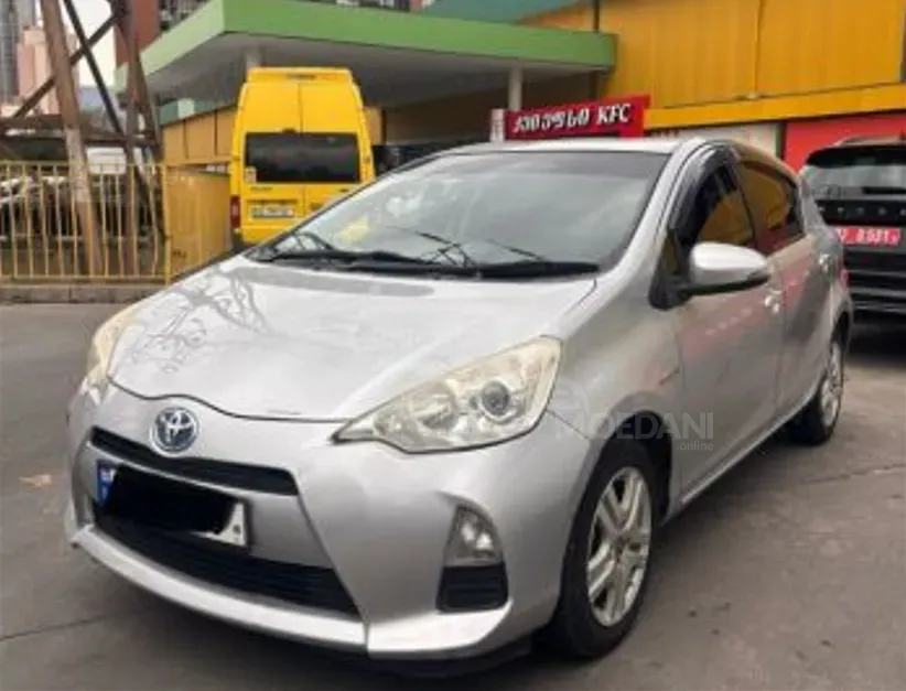 Toyota Aqua 0.1L 2012 Тбилиси - изображение 1