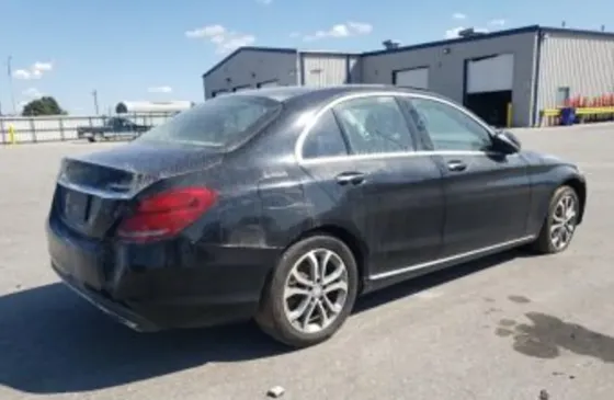 Mercedes C 2L 2015 თბილისი