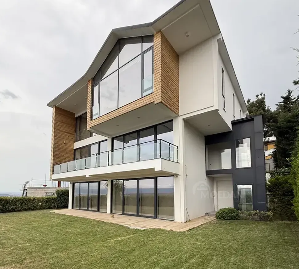 ქირავდება სახლი 500м² თბილისი - photo 1