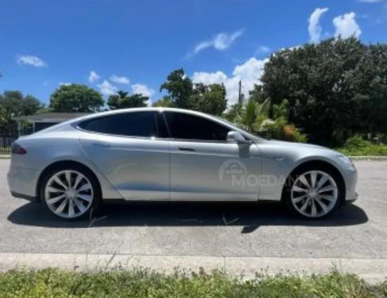 Tesla Model S 2012 Тбилиси - изображение 5