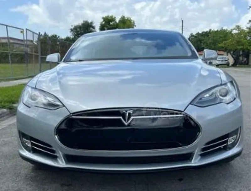 Tesla Model S 2012 Тбилиси - изображение 1