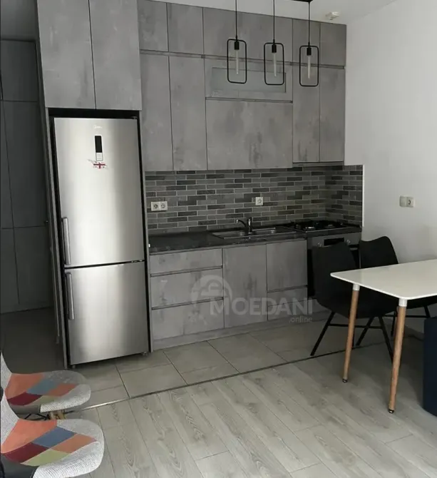 Сдам 2-комн. квартиру 45м² 2/8 эт. Тбилиси - изображение 2