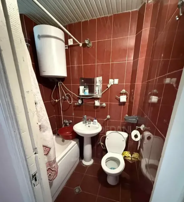 Сдам 1-комн. квартиру 40м² 6/8 эт. Тбилиси - изображение 4