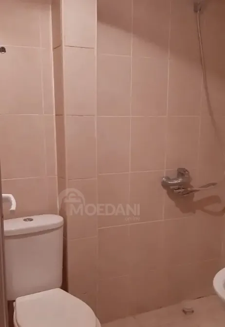 Сдам 1-комн. квартиру 40м² 4/8 эт. Тбилиси - изображение 2