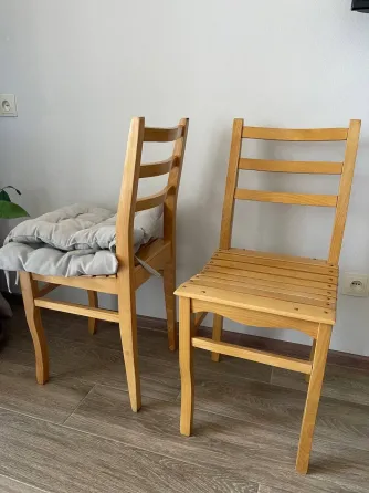 ვყიდი ორ სკამს იდეალურ მდგომარეობაში. თბილისი