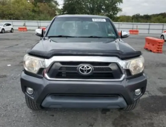 Toyota Tacoma 4L 2014 Тбилиси