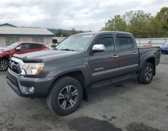Toyota Tacoma 4L 2014 Тбилиси