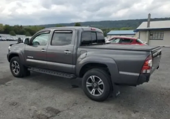 Toyota Tacoma 4L 2014 Тбилиси