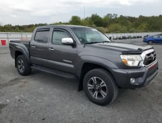 Toyota Tacoma 4L 2014 Тбилиси