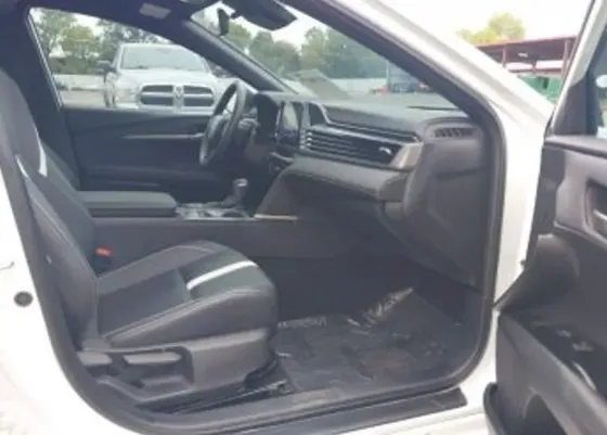 Toyota Camry 2.5L 2025 თბილისი