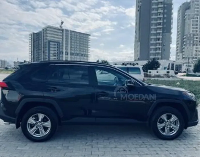 Toyota RAV4 2.5L 2024 Тбилиси - изображение 3