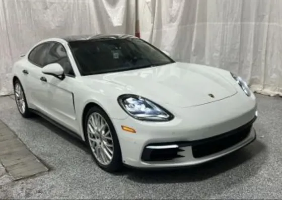 Porsche Panamera 2018 Тбилиси
