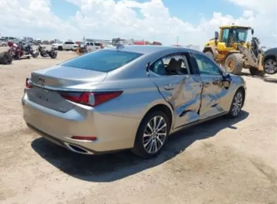 Lexus ES 2019 Тбилиси
