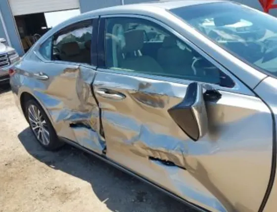 Lexus ES 2019 Тбилиси