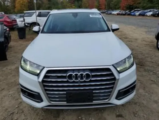 Audi Q7 2018 Тбилиси