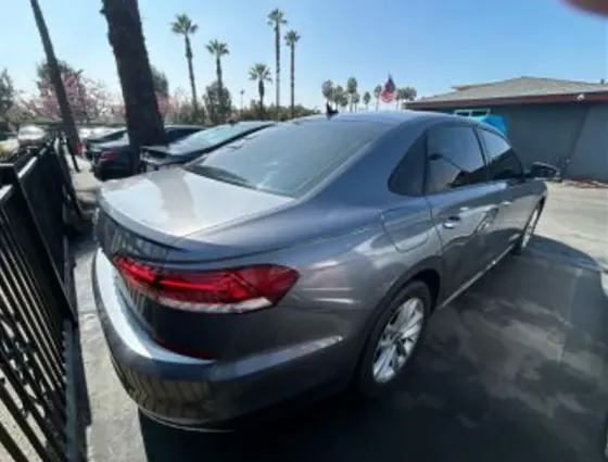 Volkswagen Passat 2 2021 Тбилиси