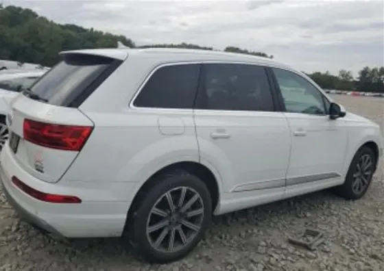 Audi Q7 2017 Тбилиси