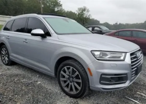 Audi Q7 2017 Тбилиси