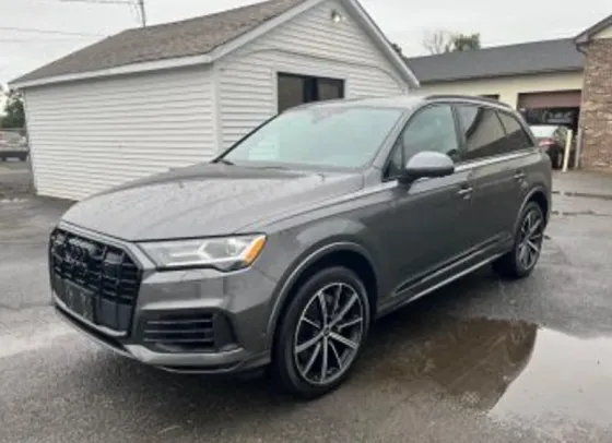 Audi Q7 2022 Тбилиси
