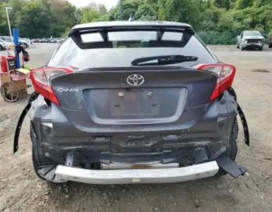 Toyota C-HR 2L 2018 Тбилиси