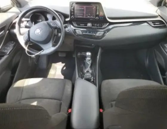 Toyota C-HR 2L 2019 Тбилиси
