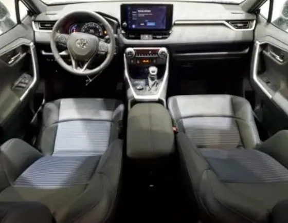 Toyota RAV4 2.5L 2024 Тбилиси