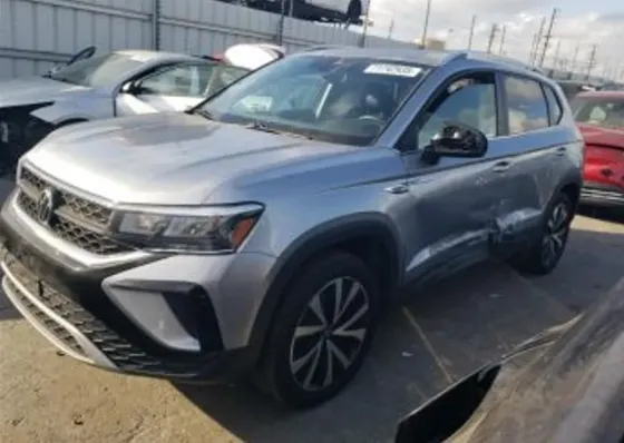 Volkswagen Taos 1.5 2022 Тбилиси