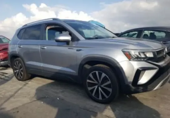 Volkswagen Taos 1.5 2022 Тбилиси