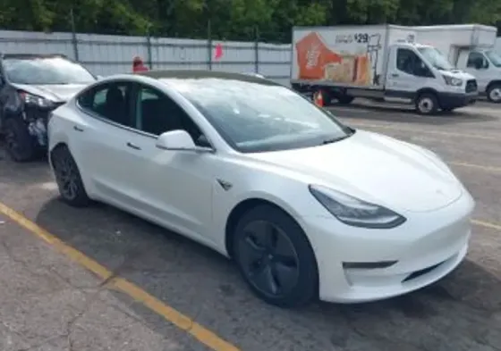 Tesla Model 3 2020 Тбилиси