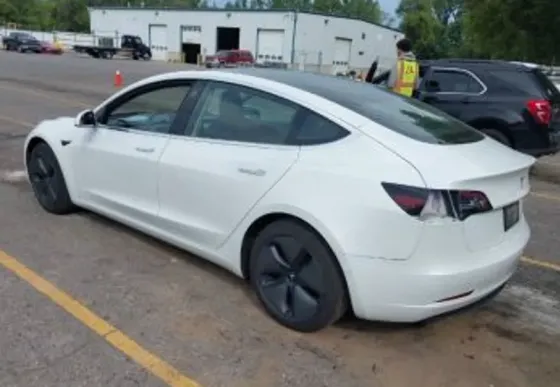 Tesla Model 3 2020 Тбилиси