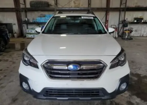 Subaru Outback 2018 Тбилиси