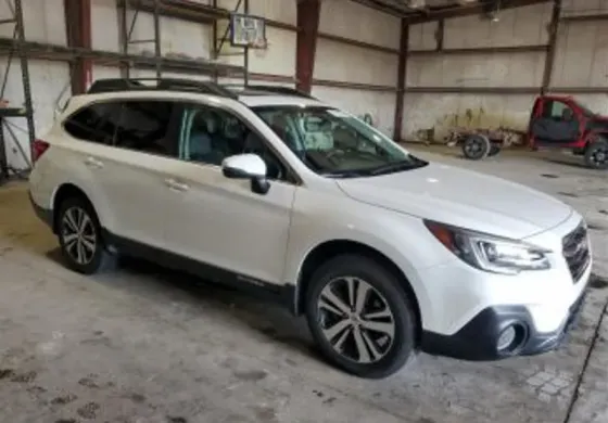 Subaru Outback 2018 Тбилиси