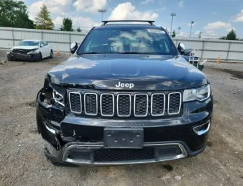 Jeep Grand Cherokee 2017 Тбилиси - изображение 4