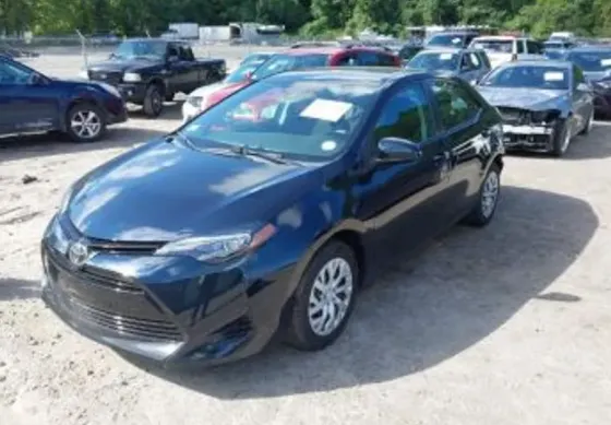Toyota Corolla 1.8L 2017 Тбилиси