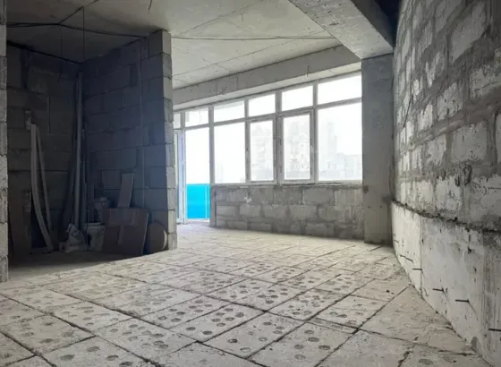 იყიდება 2 ოთახიანი ბინას 42მ² 4/9 სართ თბილისი