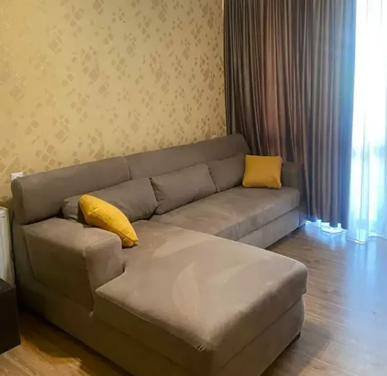 იყიდება 2 ოთახიანი ბინას 47მ² 1/5 სართ ბორჯომი