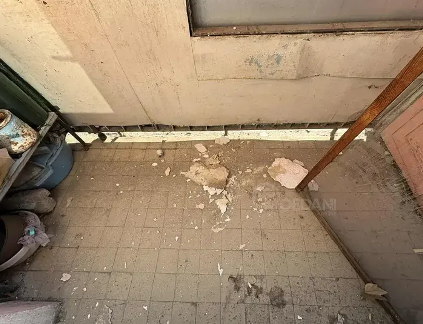 იყიდება 3 ოთახიანი ბინას 72მ² 4/8 სართ თბილისი - photo 11