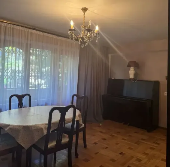 Сдам 2-комн. квартиру 80м² 2/5 эт. Тбилиси