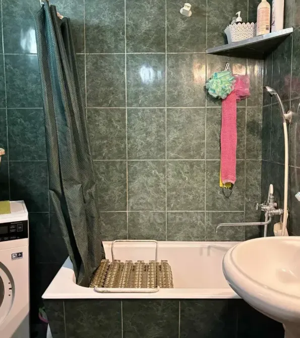 Продам 3-комн. квартиру 116м² 2/5 эт. Тбилиси - изображение 7