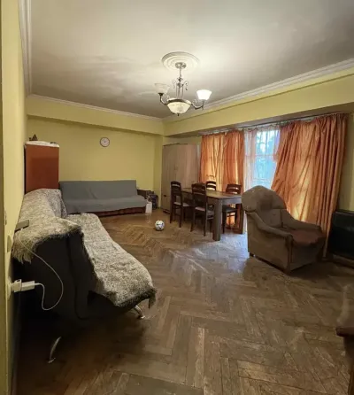 იყიდება 3 ოთახიანი ბინას 105მ² 2/14 სართ თბილისი