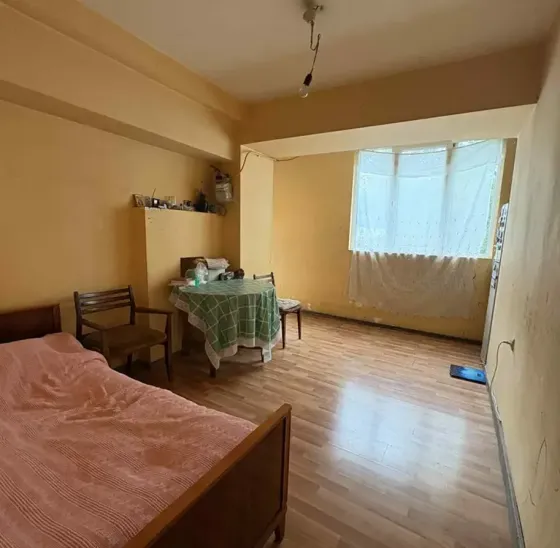 იყიდება 3 ოთახიანი ბინას 105მ² 2/14 სართ თბილისი