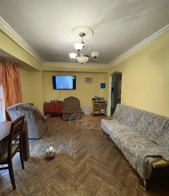 იყიდება 3 ოთახიანი ბინას 105მ² 2/14 სართ თბილისი - photo 1